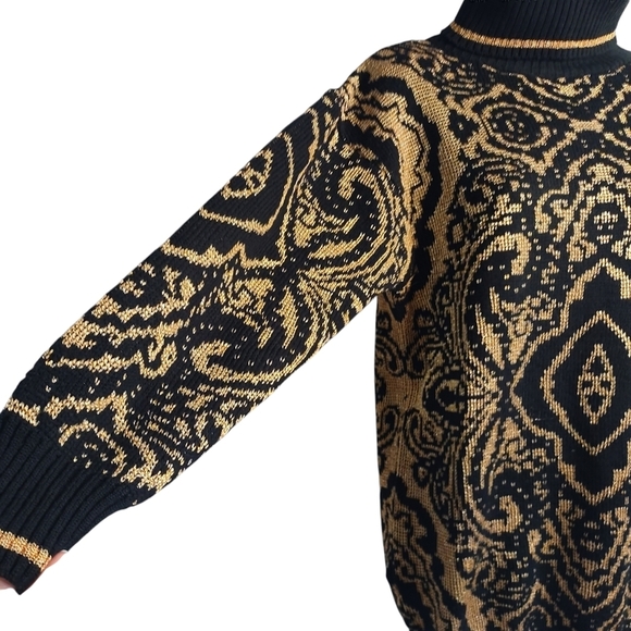 Vintage Pronto Moda Black Gold Turtle Neck Sweater Size S - Picture 6 of 8